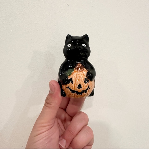 Halloween Hand Painted Black Cat Ghost Pumpkin Salt Pepper Shakers - Picture 6 of 9